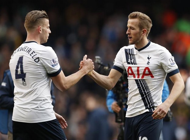 键时刻挺身 键时刻挺身