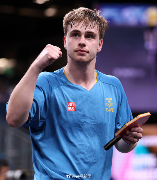 队内曾有年 队内曾有年